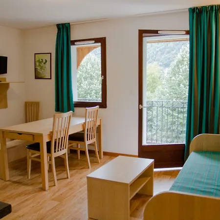 T3 Jardins De Ramel / Luchon Pyrenees Apartment